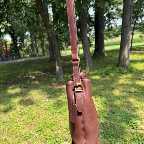 Vintage Coach Equestrian Slim Bucket Bag 9806 Mahogany - Picture 9 of 14